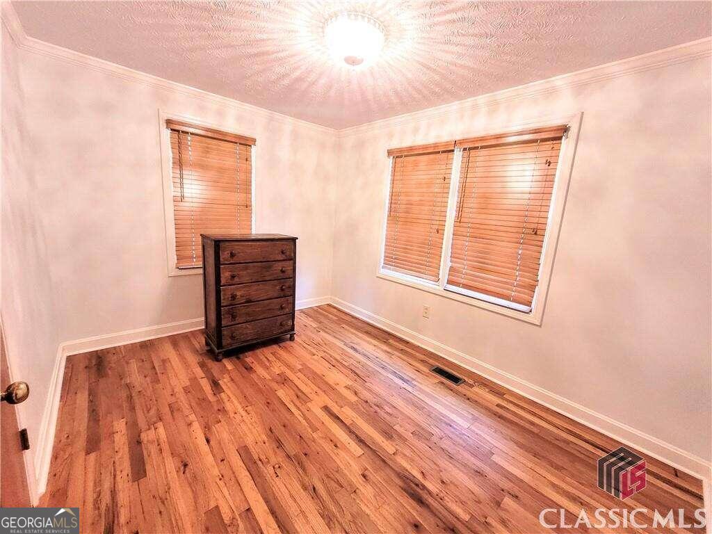 Picture for the property 10277186, 3 beds, 2 baths