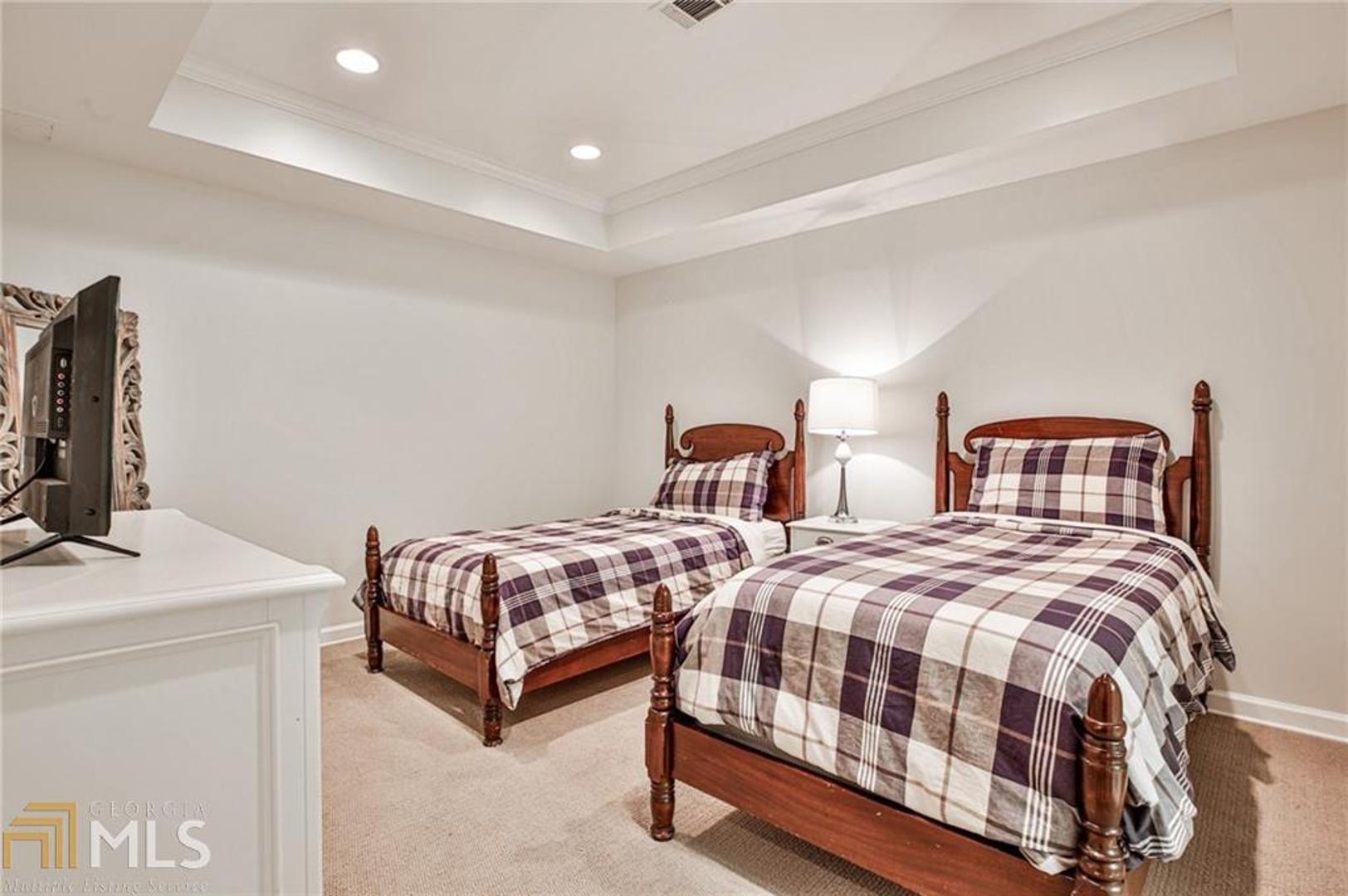 Great Lakes - Residential