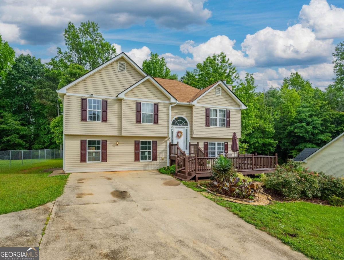 3425 One Horse LN