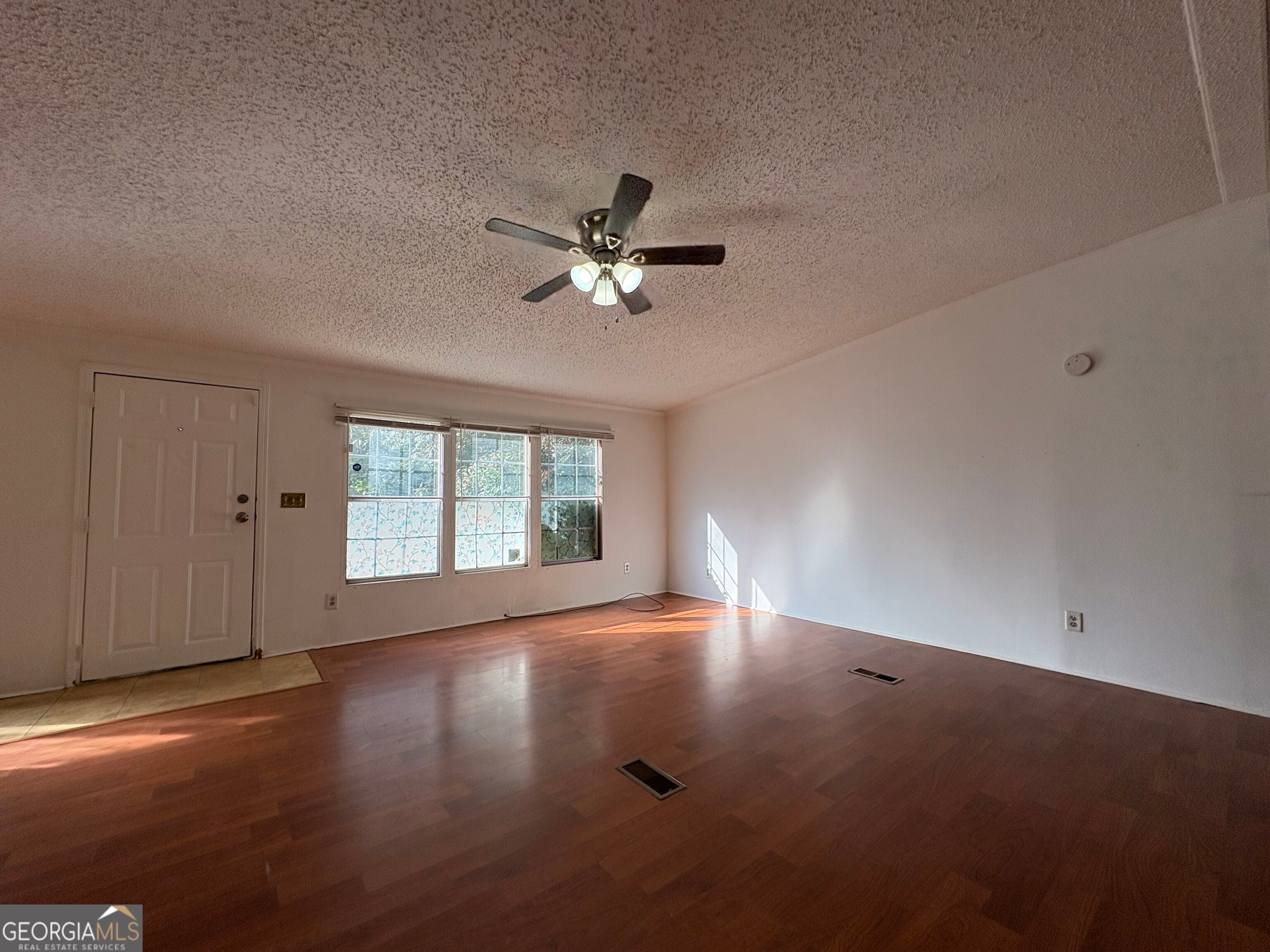 227 Lancelot RD