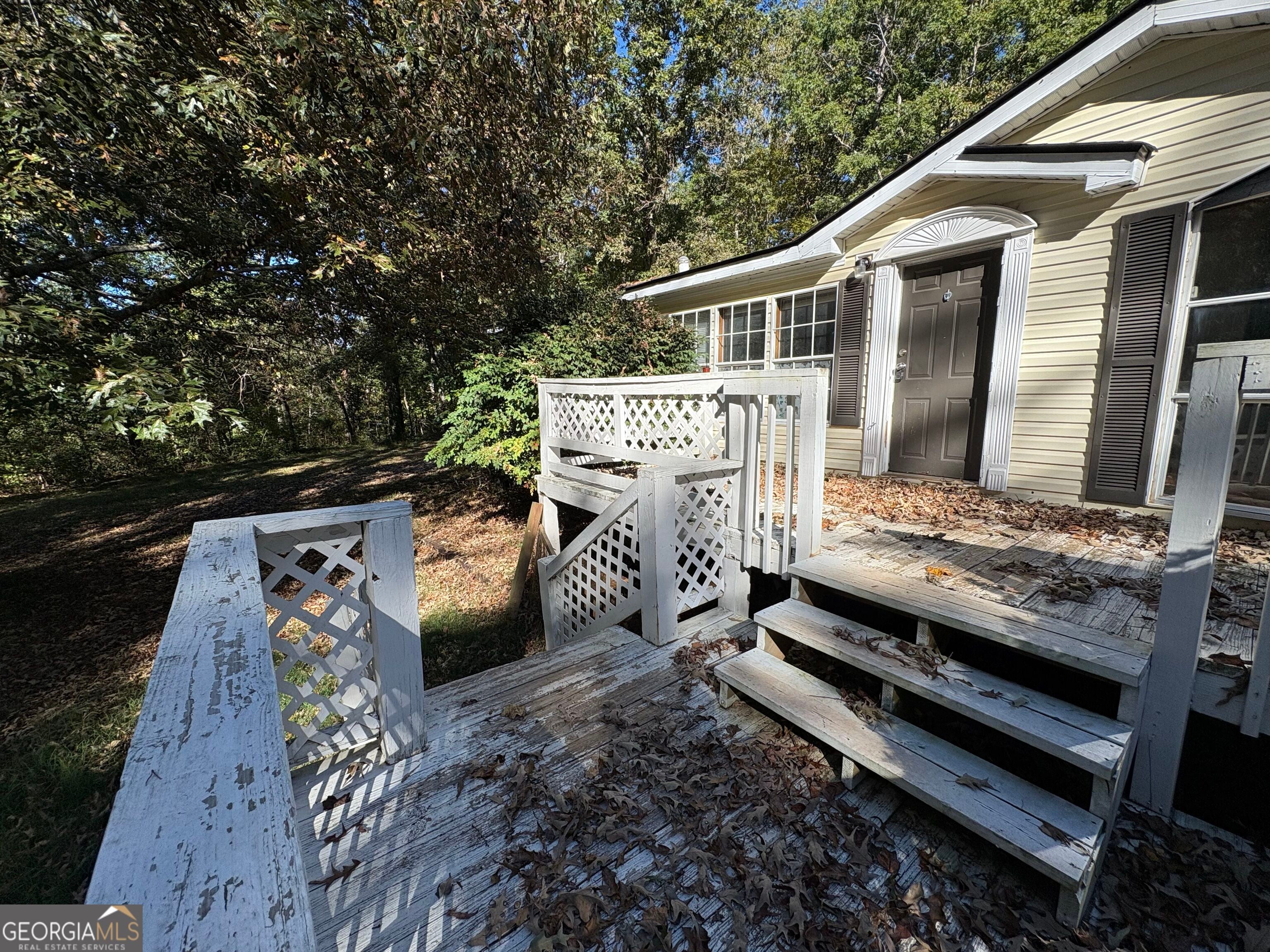 227 Lancelot RD