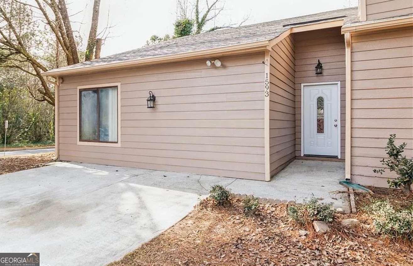 1593 Dillard RD