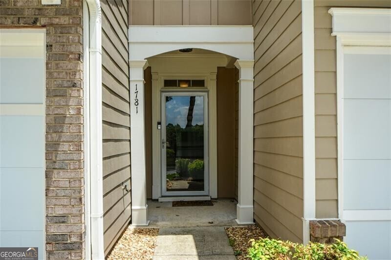 Waterside at Ellison Lakes Townhomes - Residential