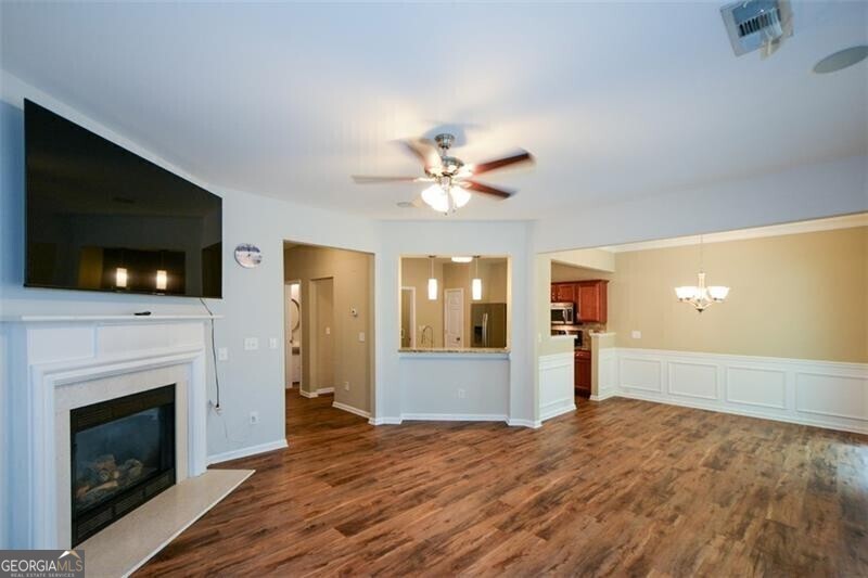 Waterside at Ellison Lakes Townhomes - Residential