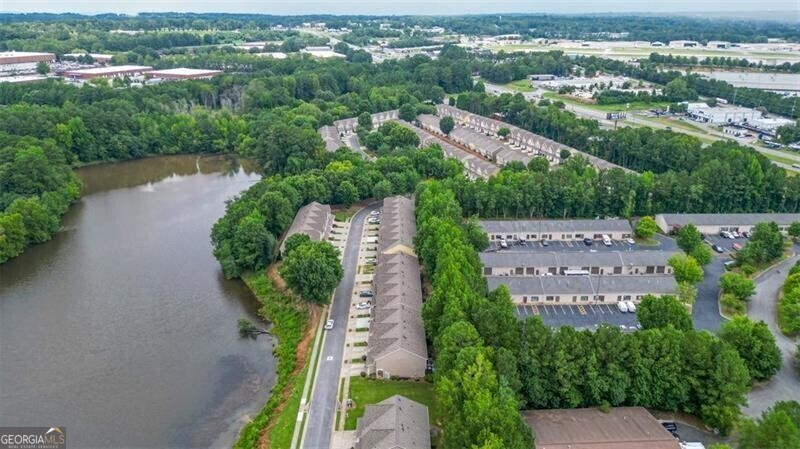 Waterside at Ellison Lakes Townhomes - Residential