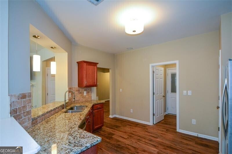 Waterside at Ellison Lakes Townhomes - Residential