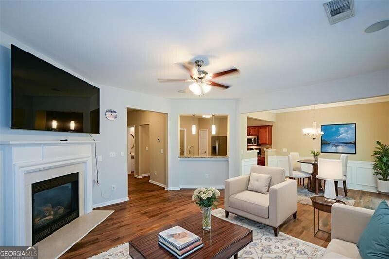 Waterside at Ellison Lakes Townhomes - Residential