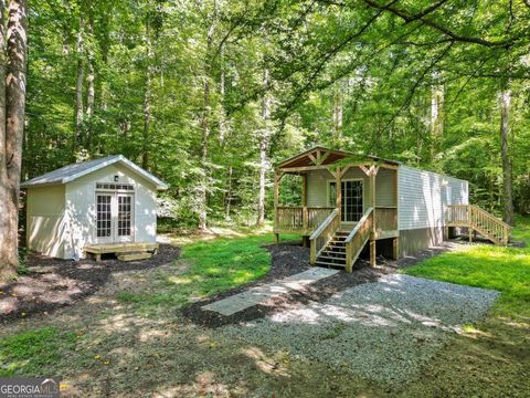 Photo of 414 Twin Mountain Lake Circle, Talking Rock, GA 30175 (MLS # 10665792)