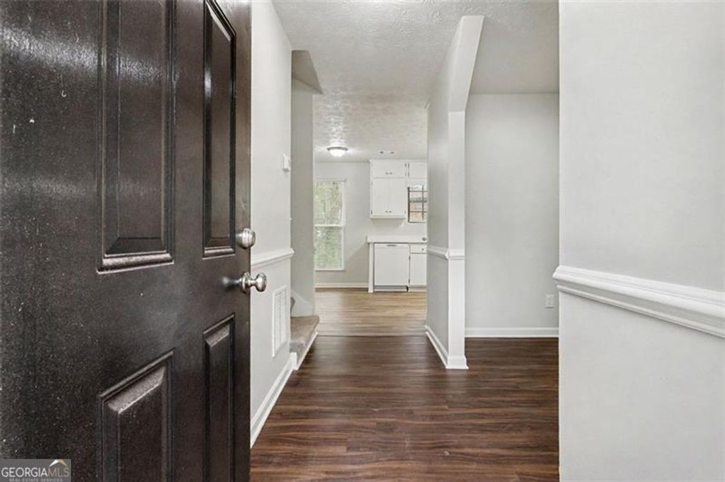 Photo of 3723 CHIMNEY RIDGE Ct, Ellenwood, GA 30294 (MLS # 10654089)