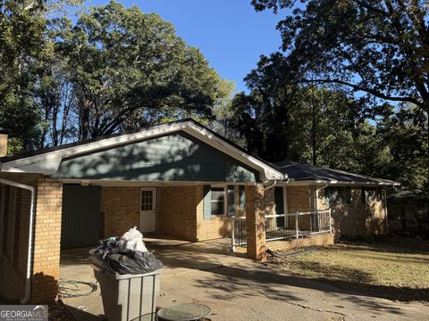 1720 Starlight DR Marietta GA 30062