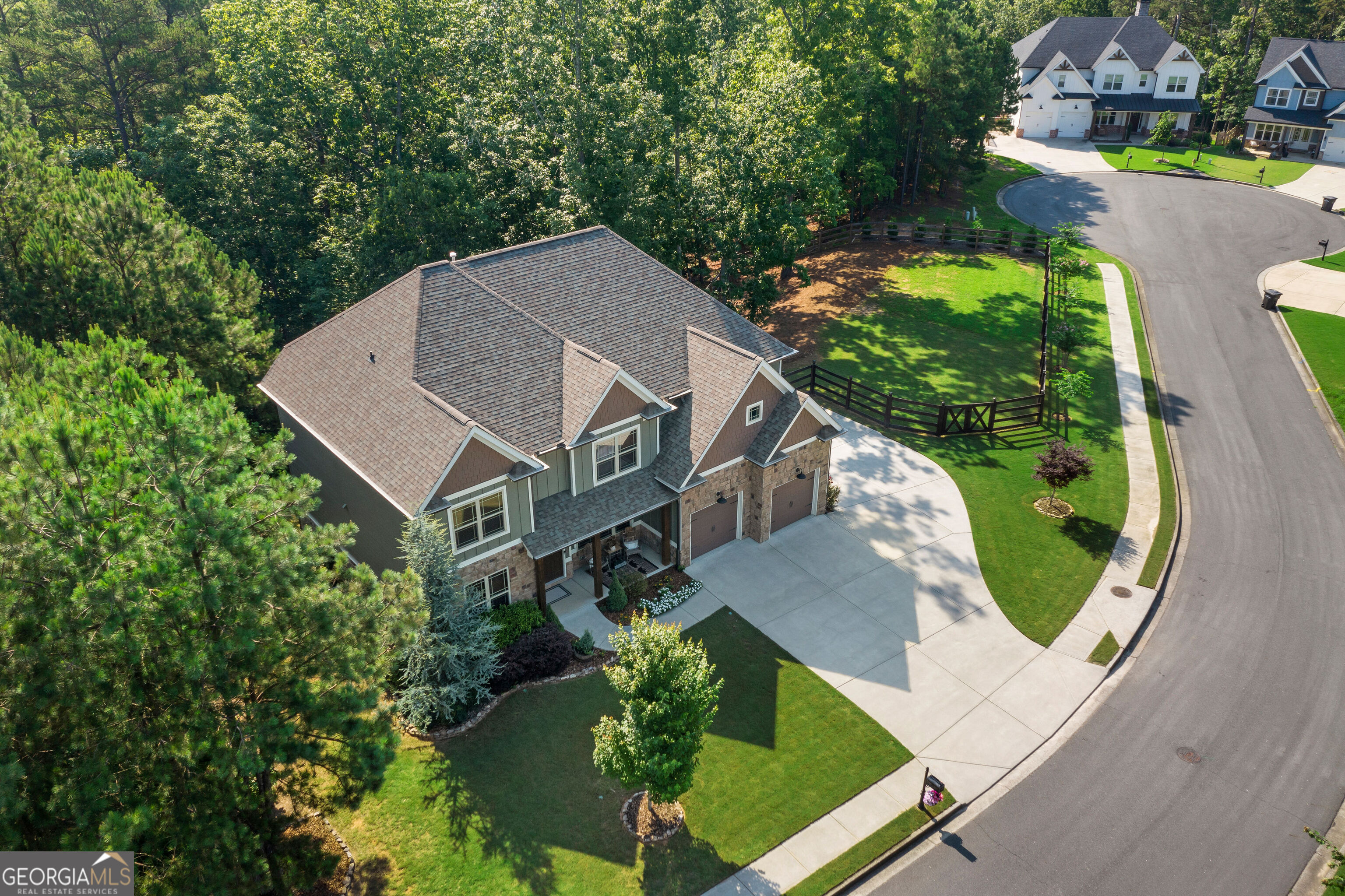 4 Bluff CT SE