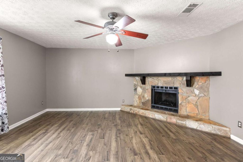 Photo of 5328 Biffle Down Road, Stone Mountain, GA 30088 (MLS # 10707652)