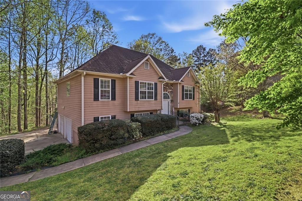 Photo of 1235 Smoke Hill Lane, Hoschton, GA 30548 (MLS # 10725579)