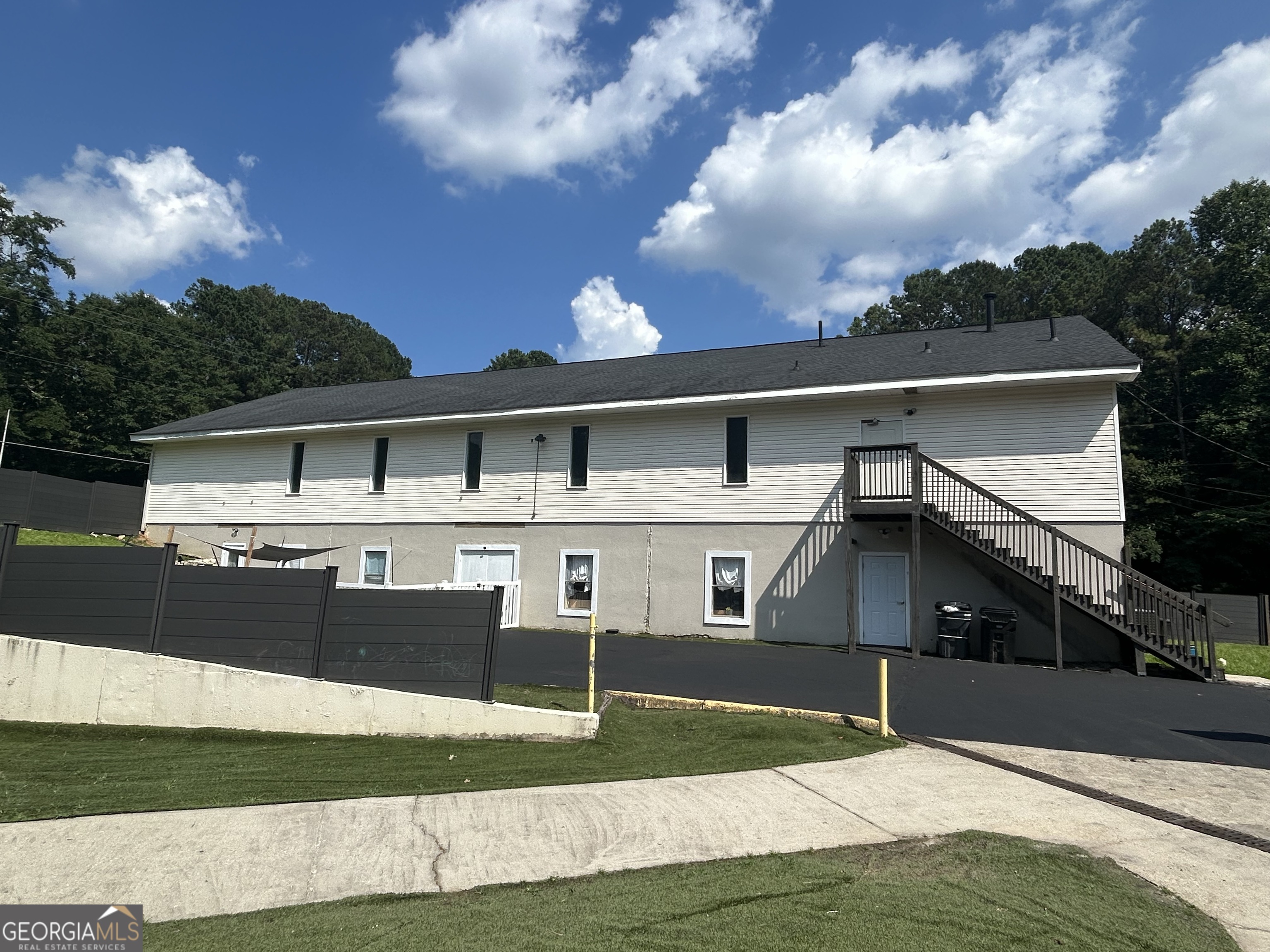 152 Longview RD