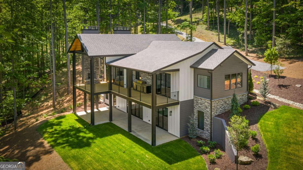 172 Grand Oaks TRL 2