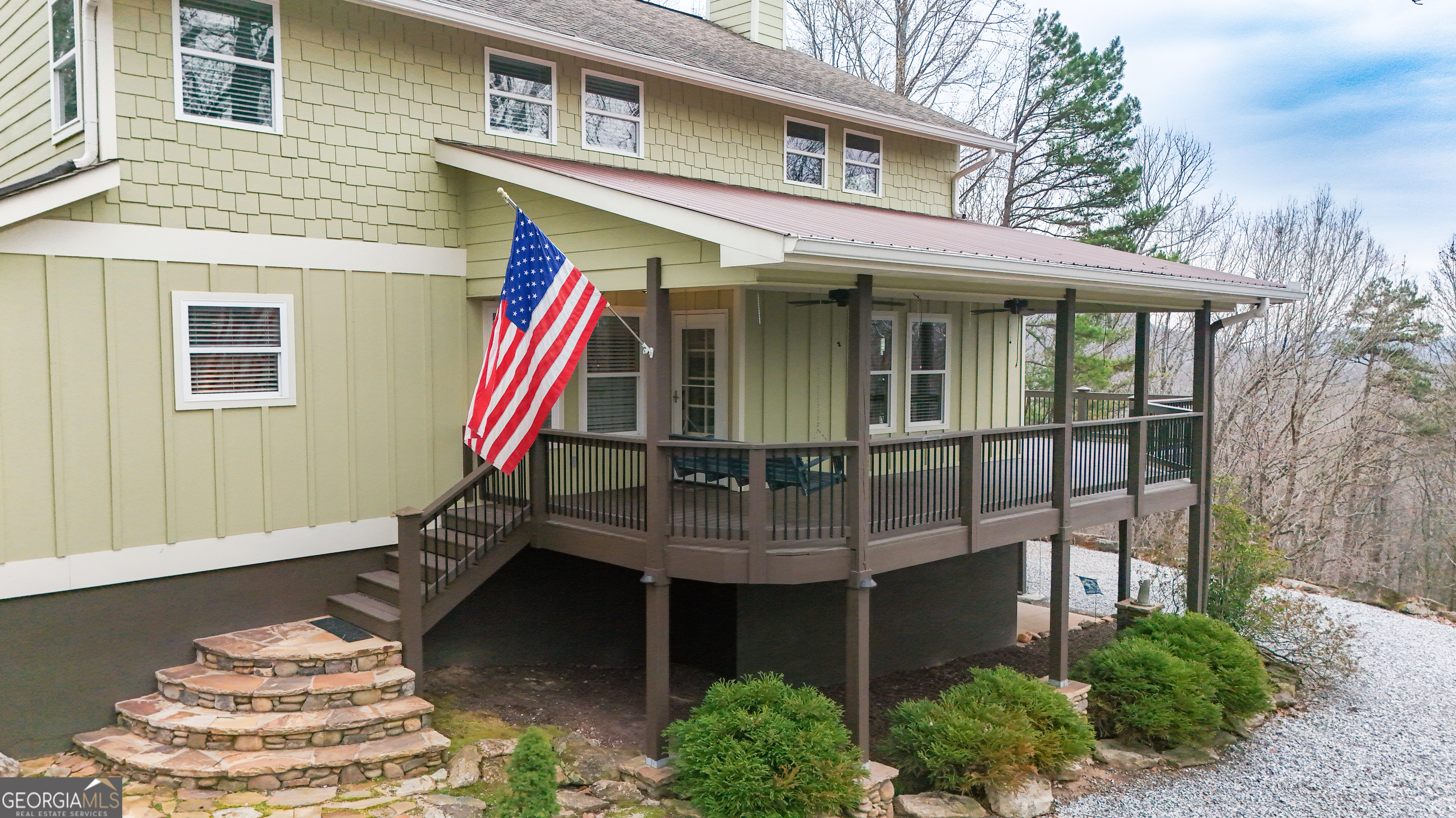 406 Yonah Mountain RD