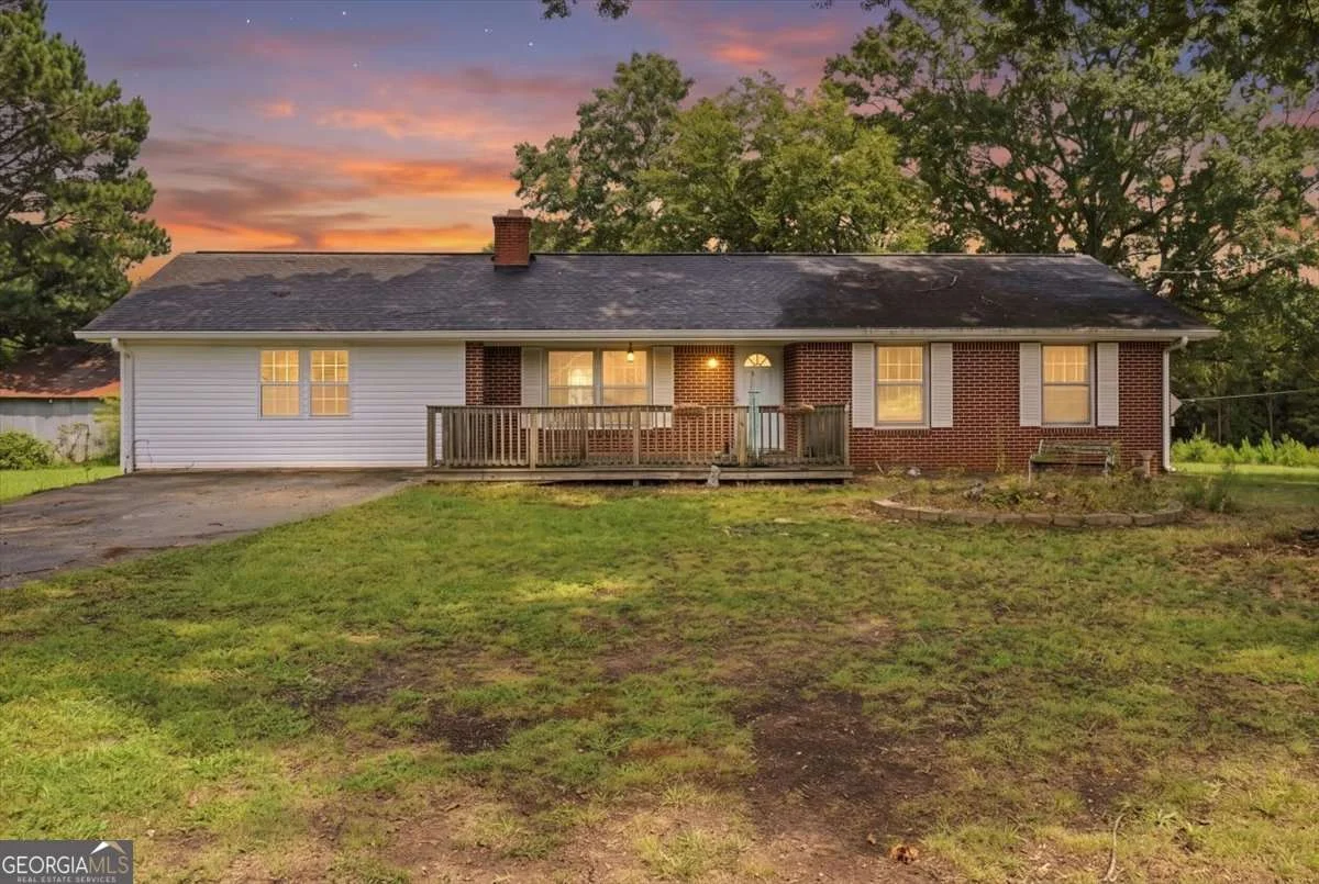 5735 Burnt Hickory Road
