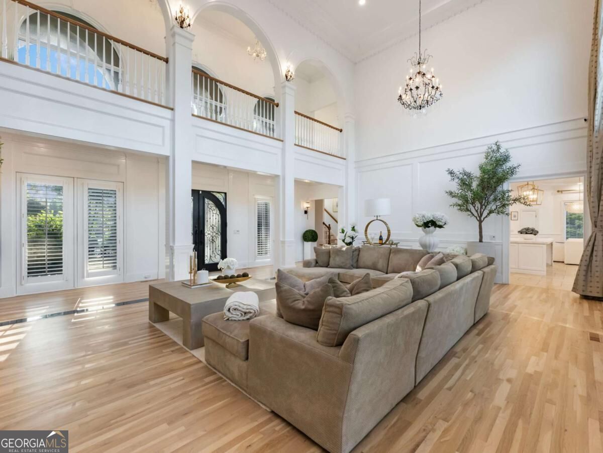 1905 Kathy Whitworth DR