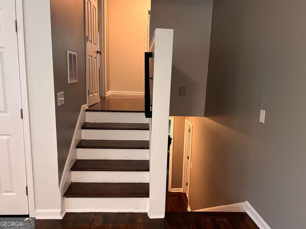 Photo of 1947 Kenwood Place SE, Smyrna, GA 30082 (MLS # 10737385)