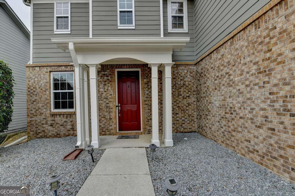 Photo of 6098 Park Leaf Walk, Buford, GA 30518 (MLS # 10672042)