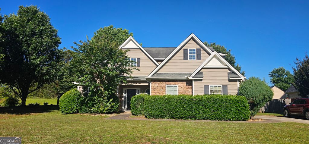Photo of 102 Ruby Way, Griffin, GA 30224 (MLS # 10765693)