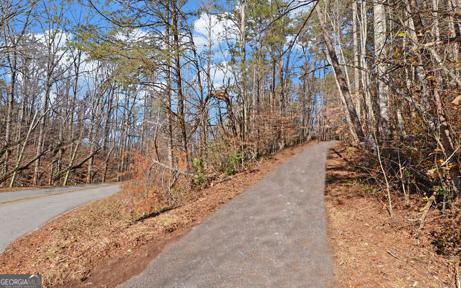 6587 Rufus Bryant RD