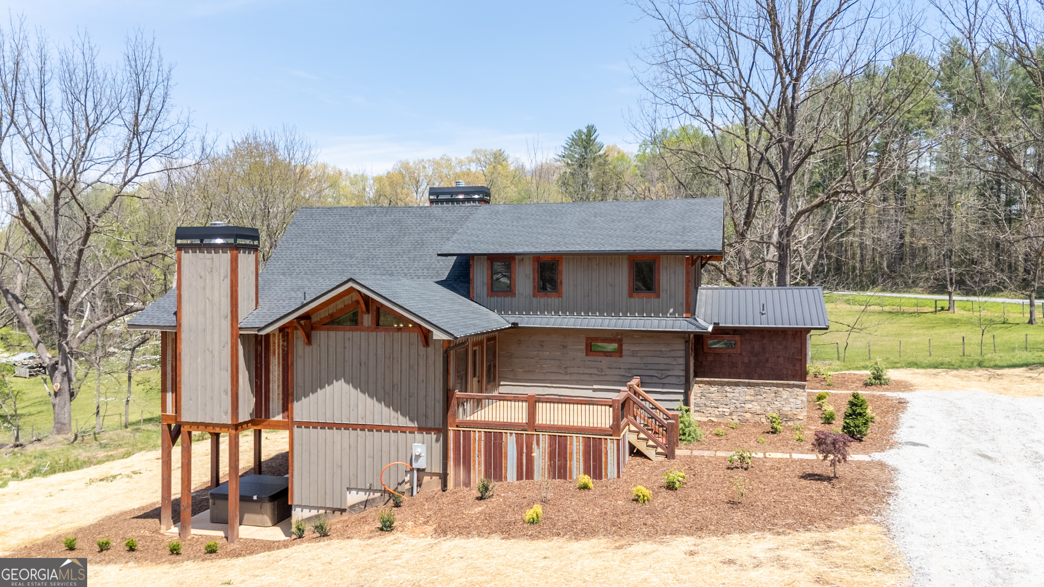 7590 Mobile RD