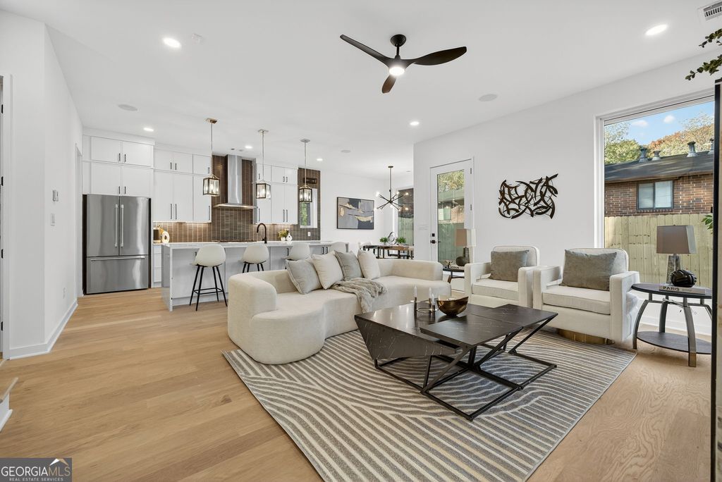 Photo of 163 Walthall Street SE #UNIT B, Atlanta, GA 30316 (MLS # 10668274)