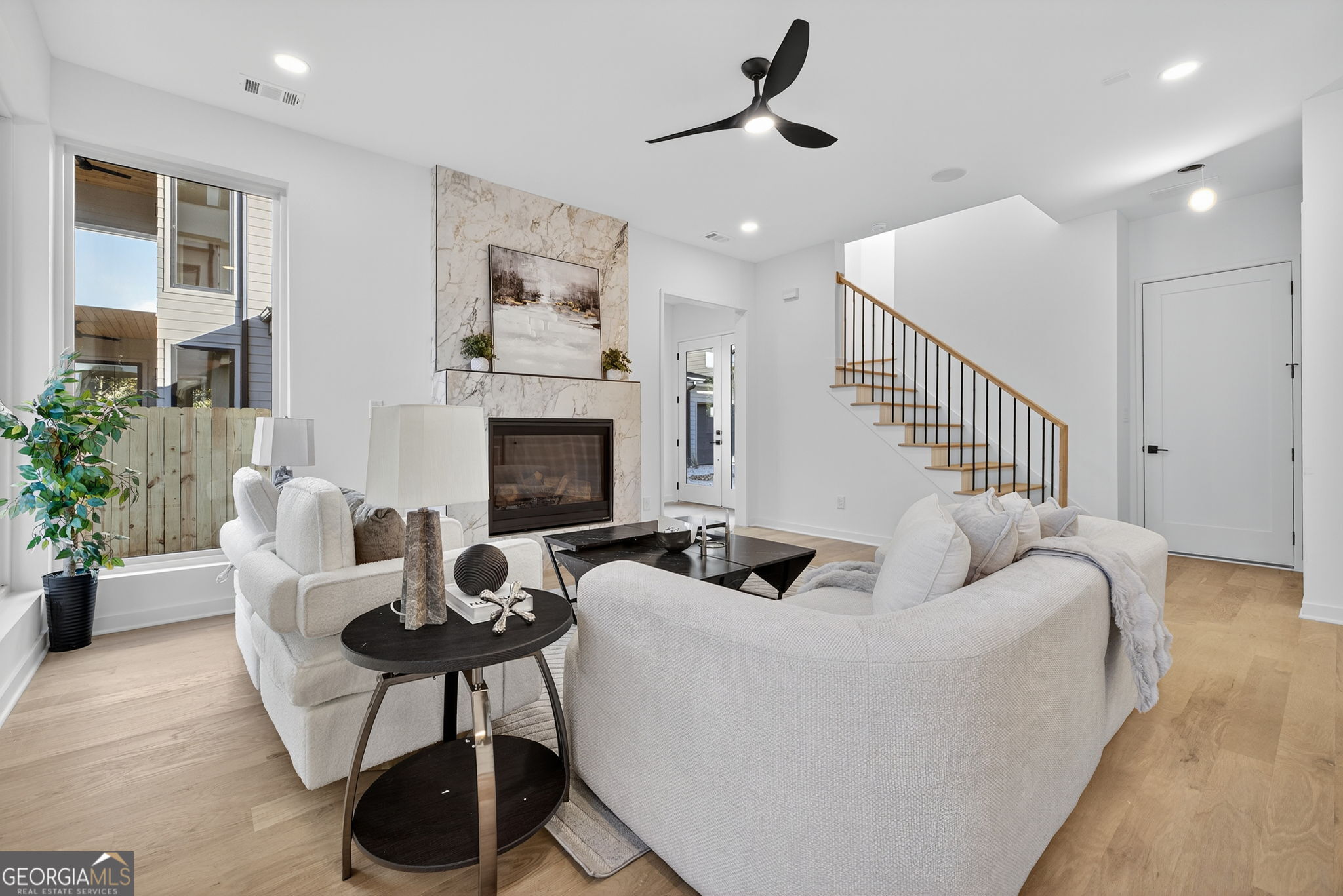 163 Walthall ST SE UNIT B