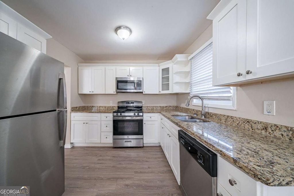 Photo of 491 Elbridge Drive NW, Atlanta, GA 30318 (MLS # 10709336)