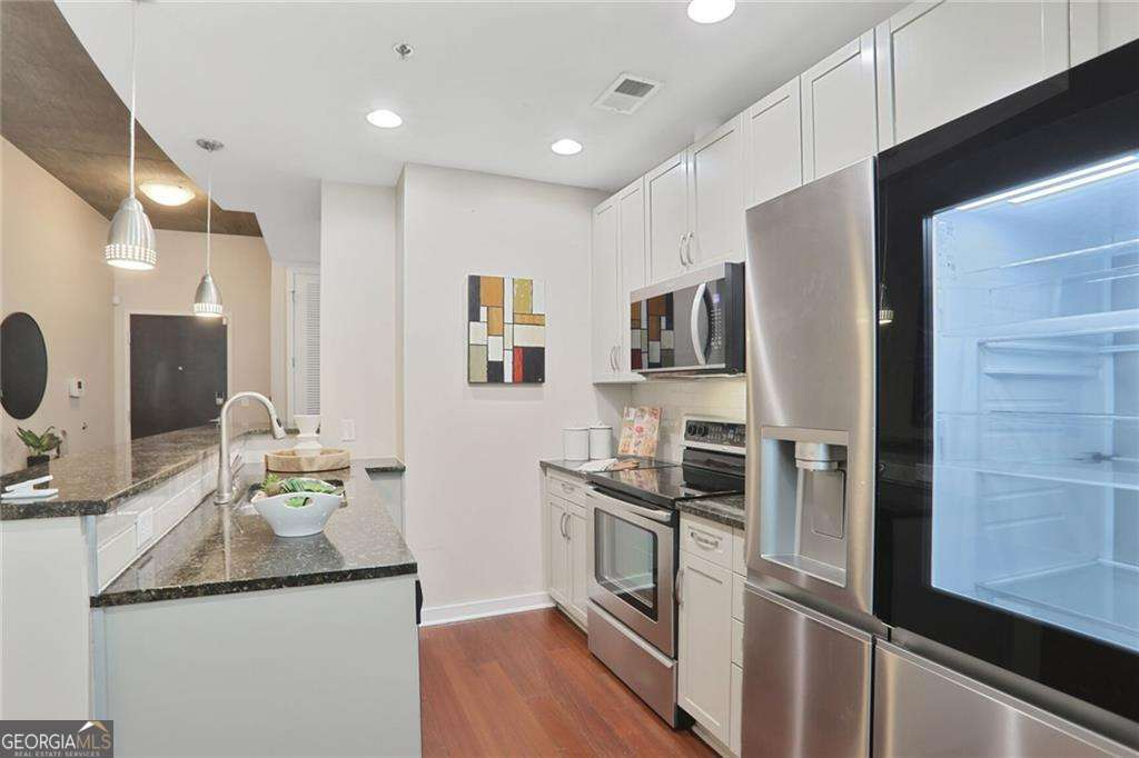855 Peachtree ST NE 1311