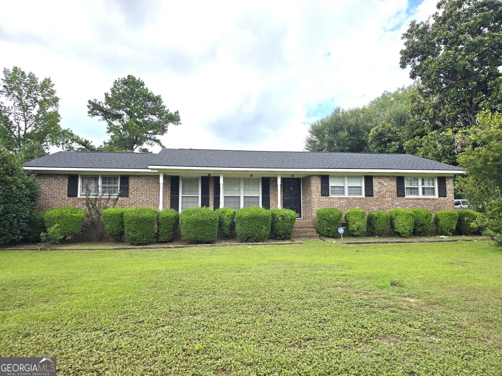 Photo of 1052 Fairlane Drive, Louisville, GA 30434 (MLS # 10757483)