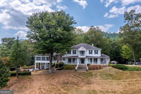 205 Carolina ST Dillard GA 30537