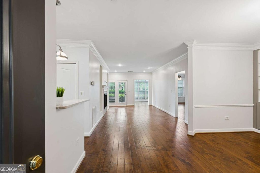 Photo of 175 15th Street NE #105, Atlanta, GA 30309 (MLS # 10773203)