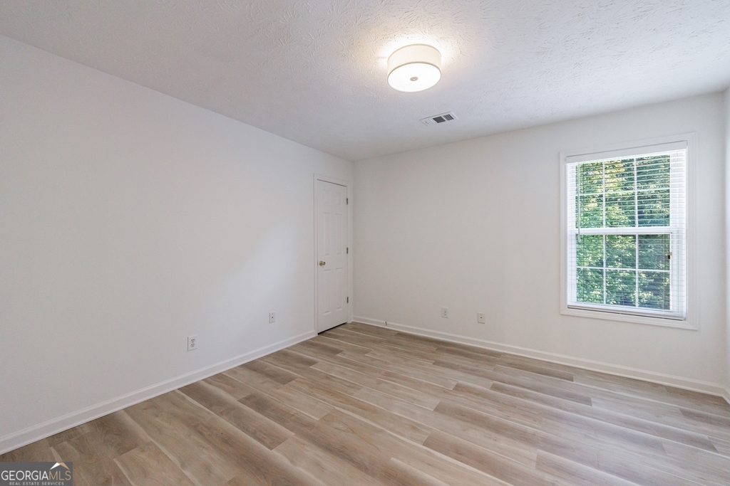 Alpharetta, Georgia 30004, United States, 3 Bedrooms Bedrooms, ,2 BathroomsBathrooms,Residential,Pending,132957