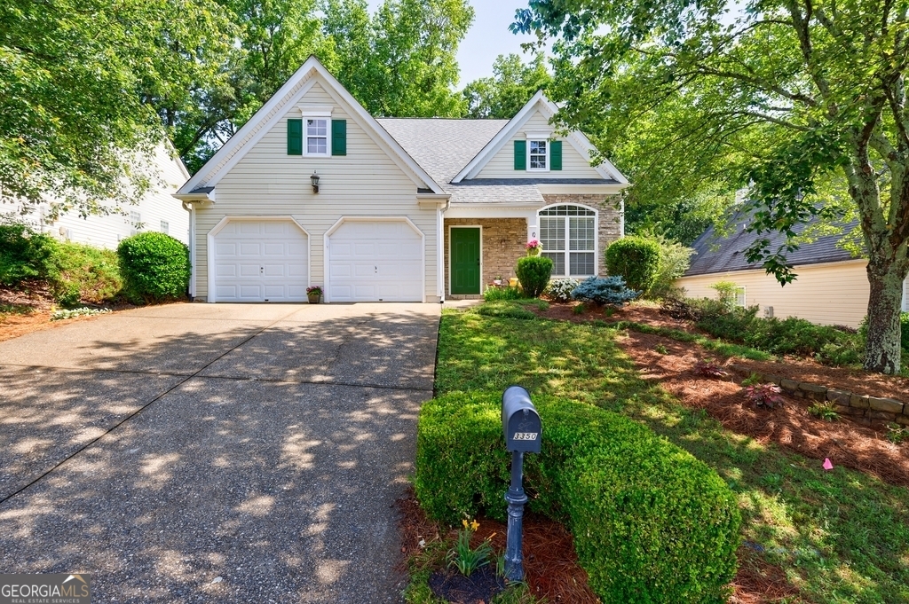 Alpharetta, Georgia 30004, United States, 3 Bedrooms Bedrooms, ,2 BathroomsBathrooms,Residential,Pending,132957