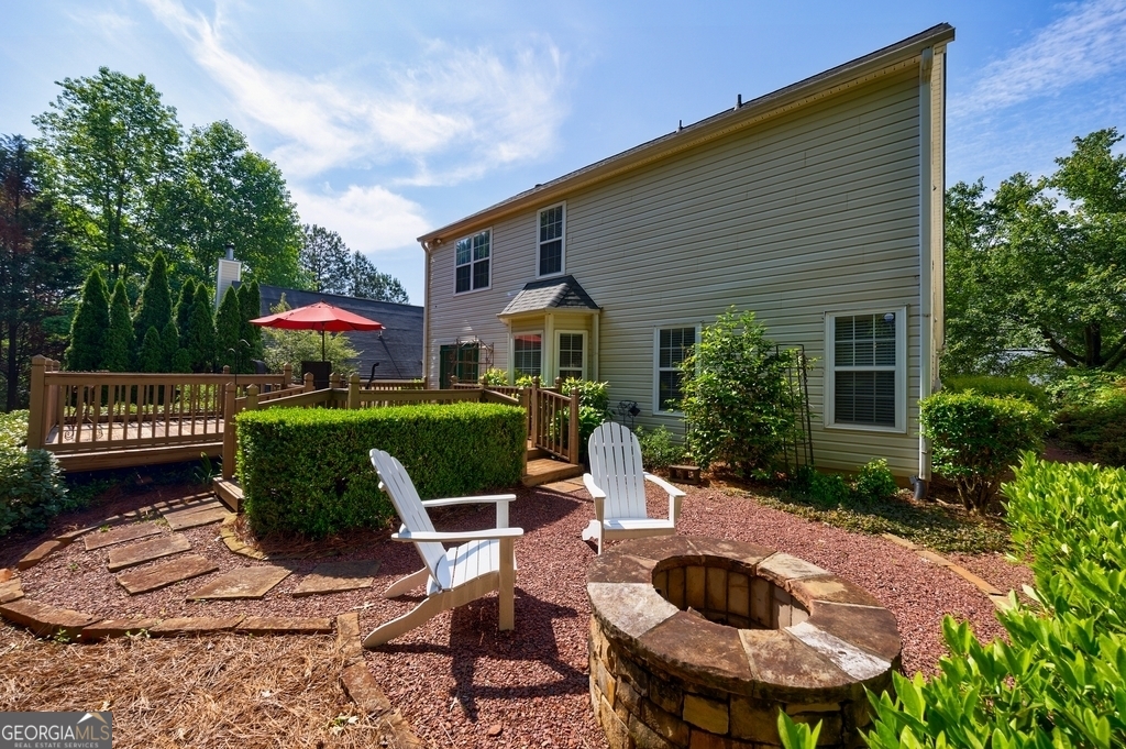 Alpharetta, Georgia 30004, United States, 3 Bedrooms Bedrooms, ,2 BathroomsBathrooms,Residential,Pending,132957