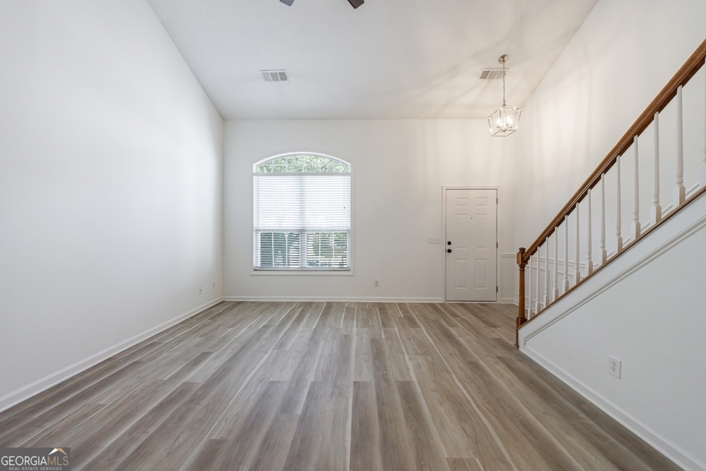 Alpharetta, Georgia 30004, United States, 3 Bedrooms Bedrooms, ,2 BathroomsBathrooms,Residential,Pending,132957