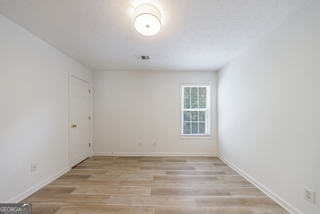 Alpharetta, Georgia 30004, United States, 3 Bedrooms Bedrooms, ,2 BathroomsBathrooms,Residential,Pending,132957