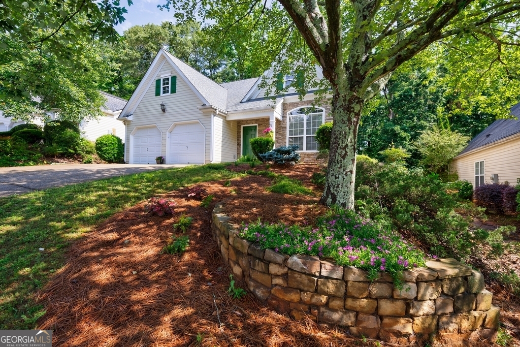 Alpharetta, Georgia 30004, United States, 3 Bedrooms Bedrooms, ,2 BathroomsBathrooms,Residential,Pending,132957