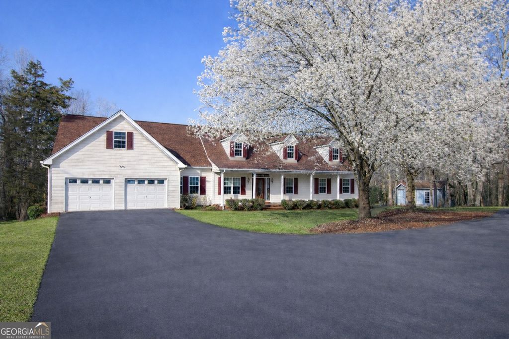 Photo of 397 Sandhill Hickory Level Road, Carrollton, GA 30116 (MLS # 10709452)