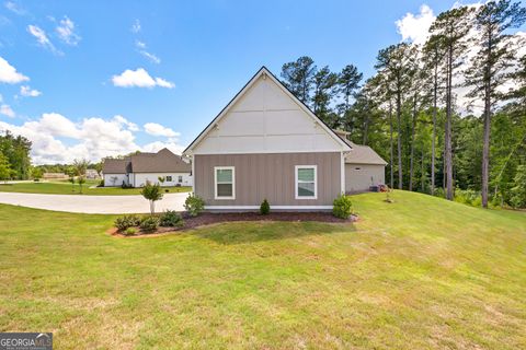 A home in Newnan