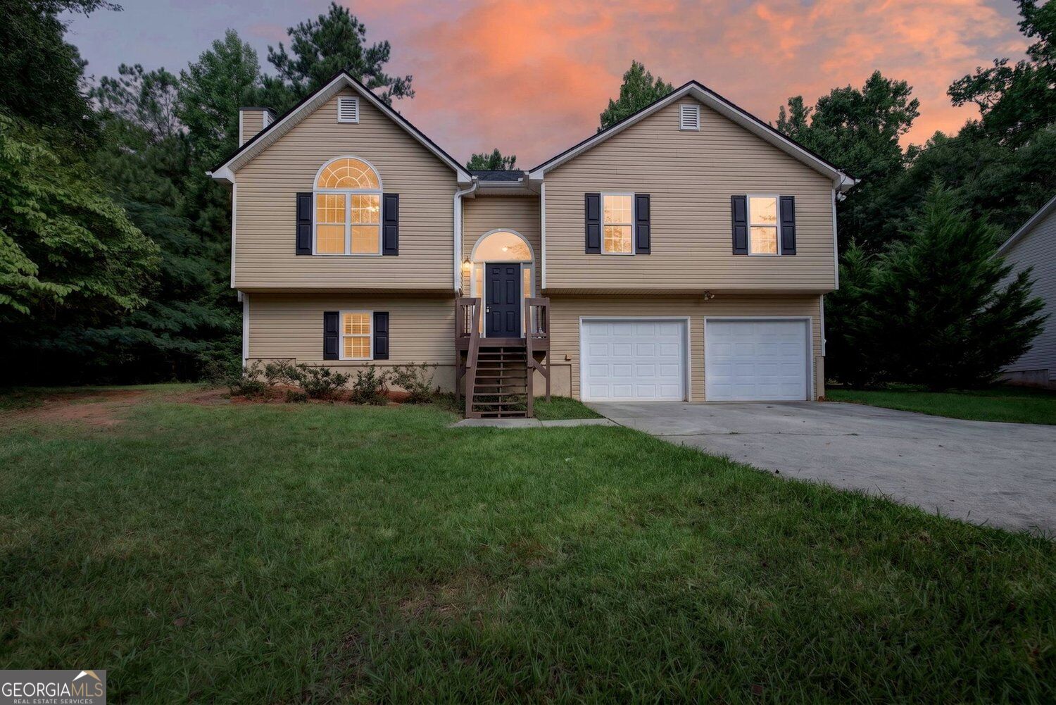 195 River Oak CT