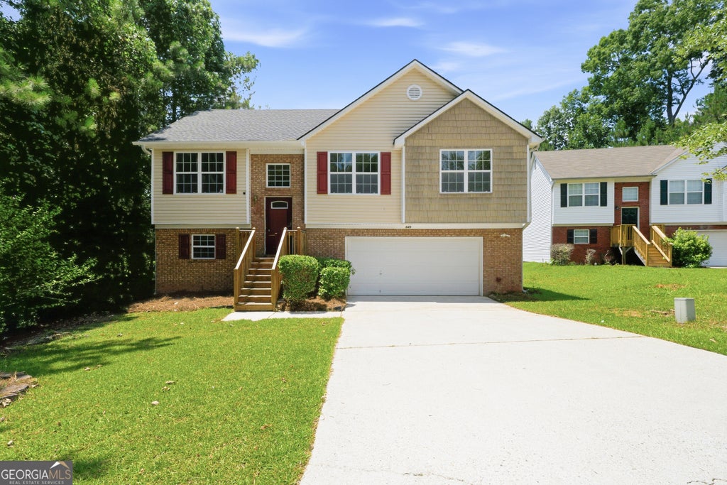 Photo of 549 Sycamore Drive, Jonesboro, GA 30238 (MLS # 10798876)