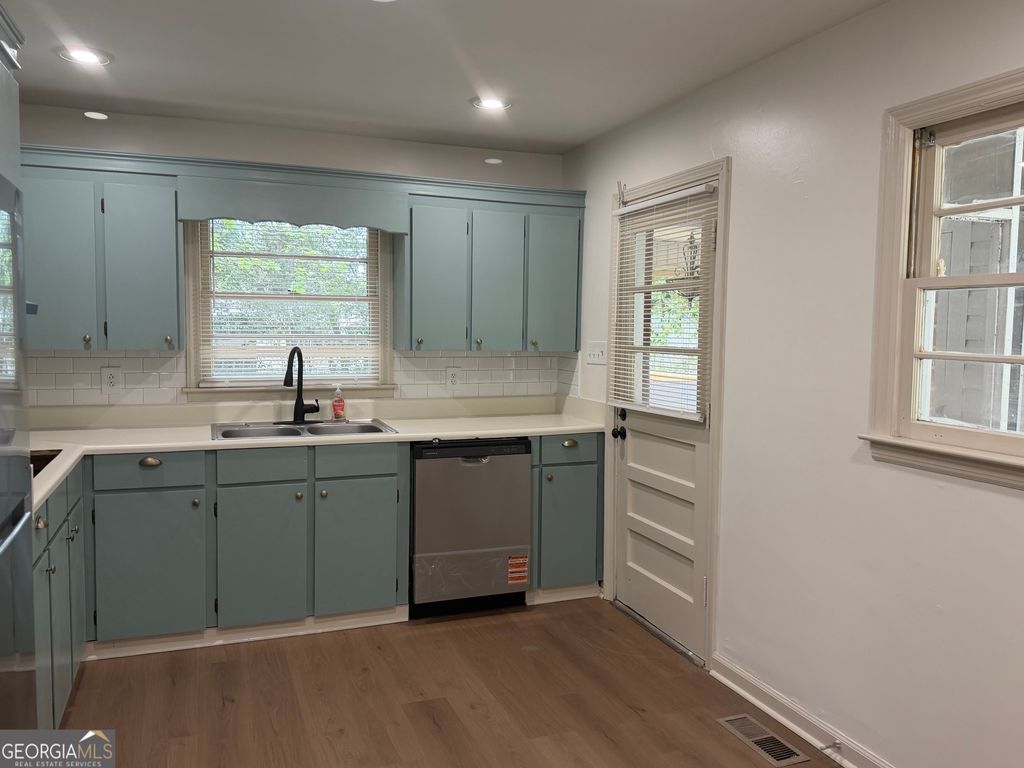 Photo of 87 Ravenwood Way, Warner Robins, GA 31093 (MLS # 10722458)