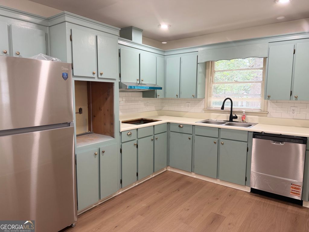 Photo of 87 Ravenwood Way, Warner Robins, GA 31093 (MLS # 10722458)