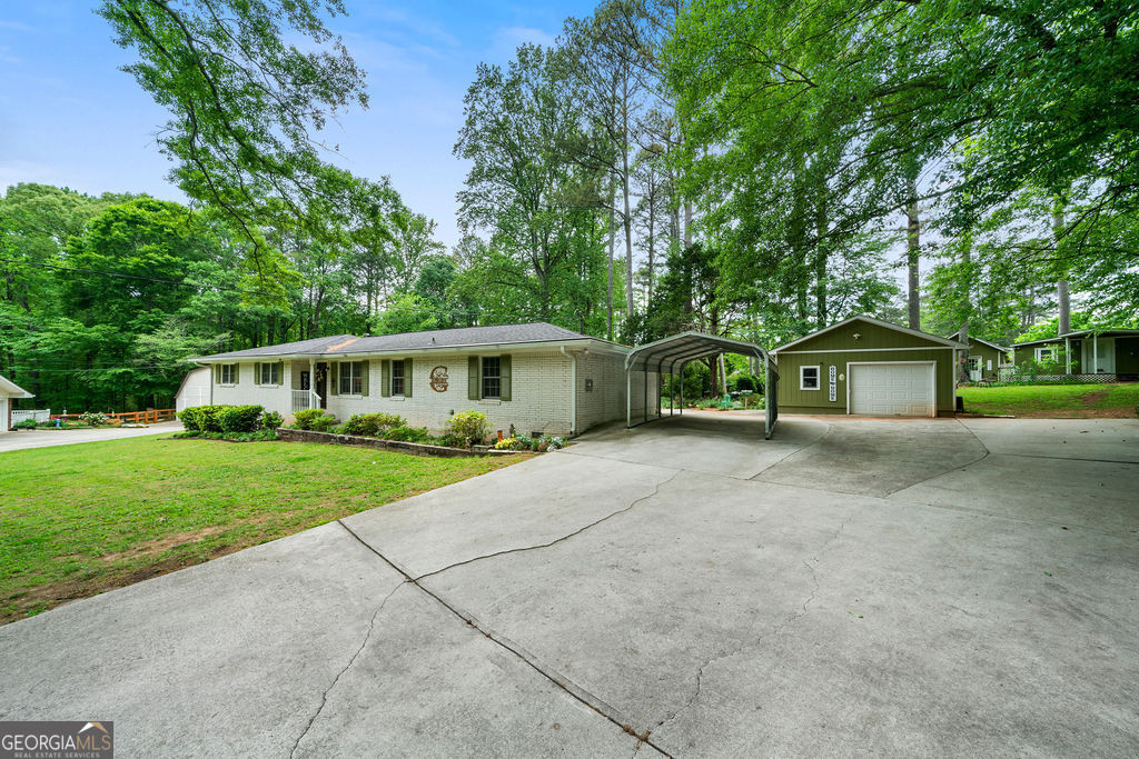 5839 Darry CIR