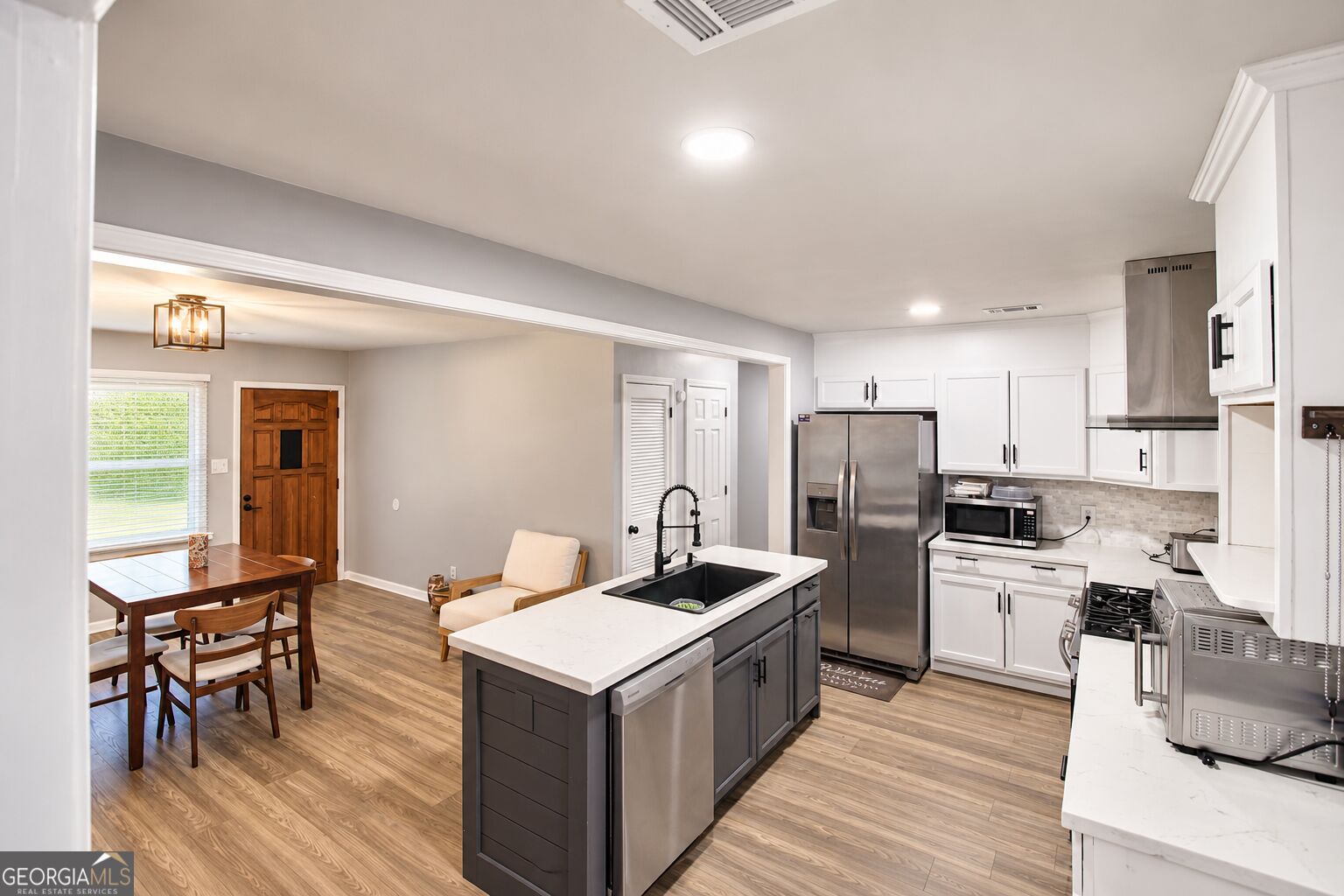 113 Ravenwood WAY