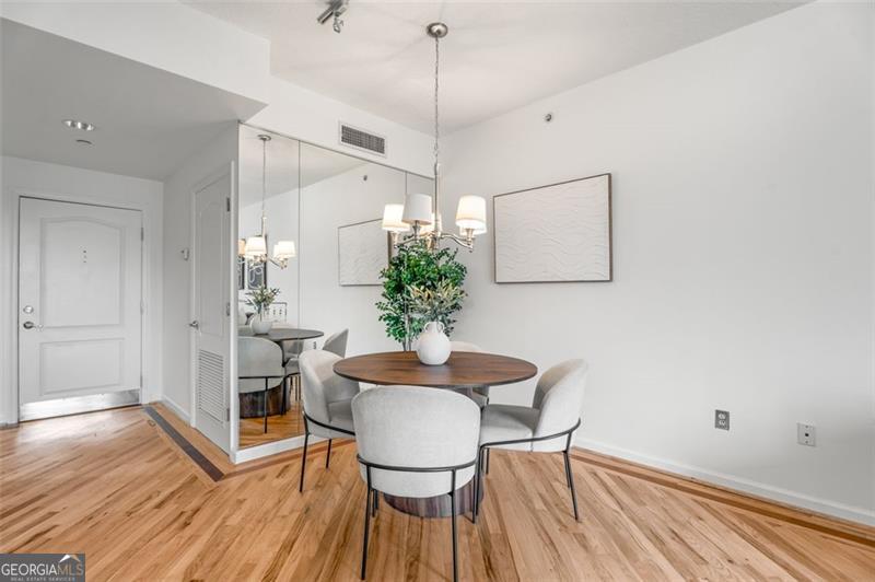 Mayfair Renaissance - Residential