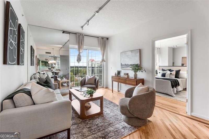 Mayfair Renaissance - Residential